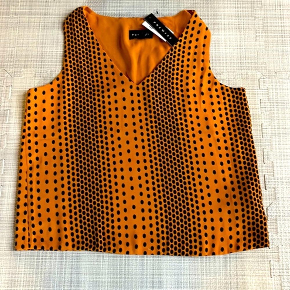Premise sleeveless shirt